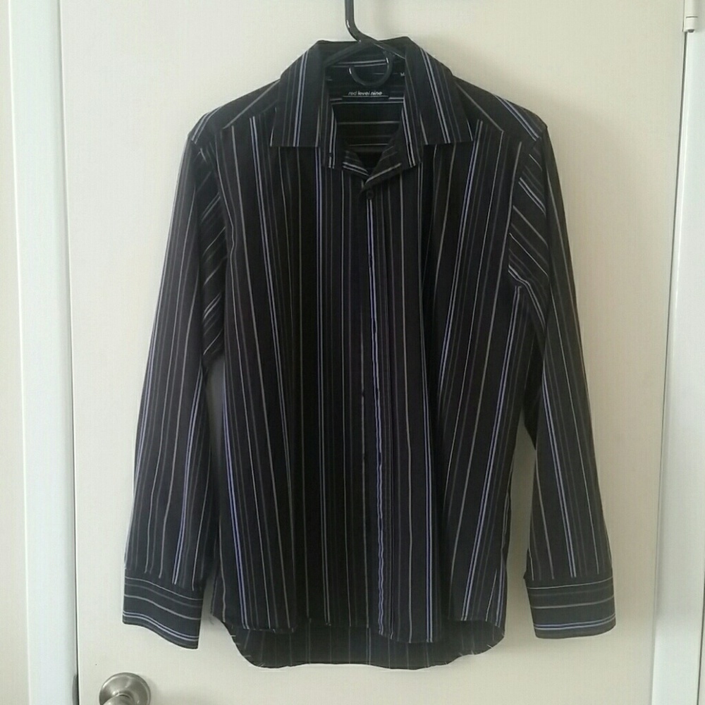 Dressy / Casual Pinstripe Button Down